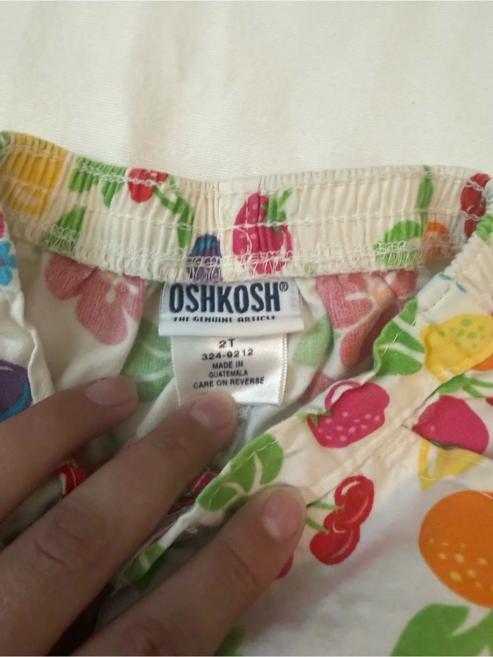 VINTAGE OSHKOSH B’GOSH FRUIT FLORAL SHORTS SIZE 2T